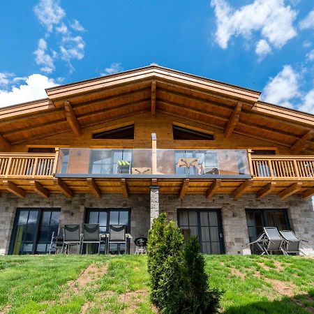 Luxurious Holiday Home In Piesendorf With Sauna エクステリア 写真